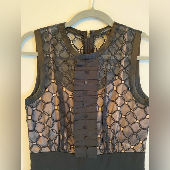 BCBG maxazria tuxedo style lace top with liner and pencil skirt - Picture 4 of 4